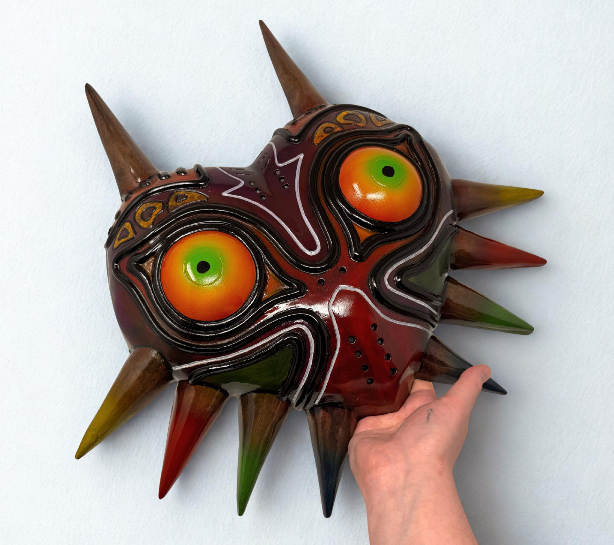 Majora's Mask - Wall Hanger Replica Prop (Legend of Zelda)
